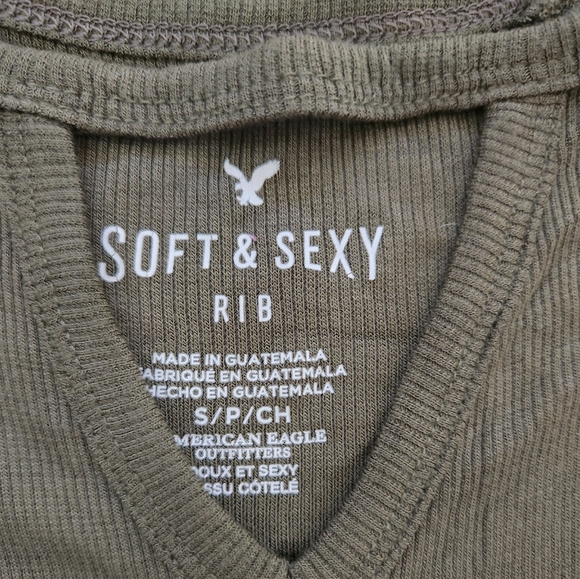 AMERICAN EAGLE SOFT & SEXY RIB OFF SHOULDER WITH STRAPS TOP SZ SMALL - Picture 4 of 4